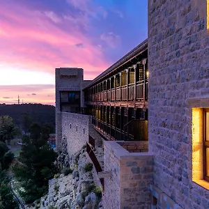 De 4*, Jaén Spanien
