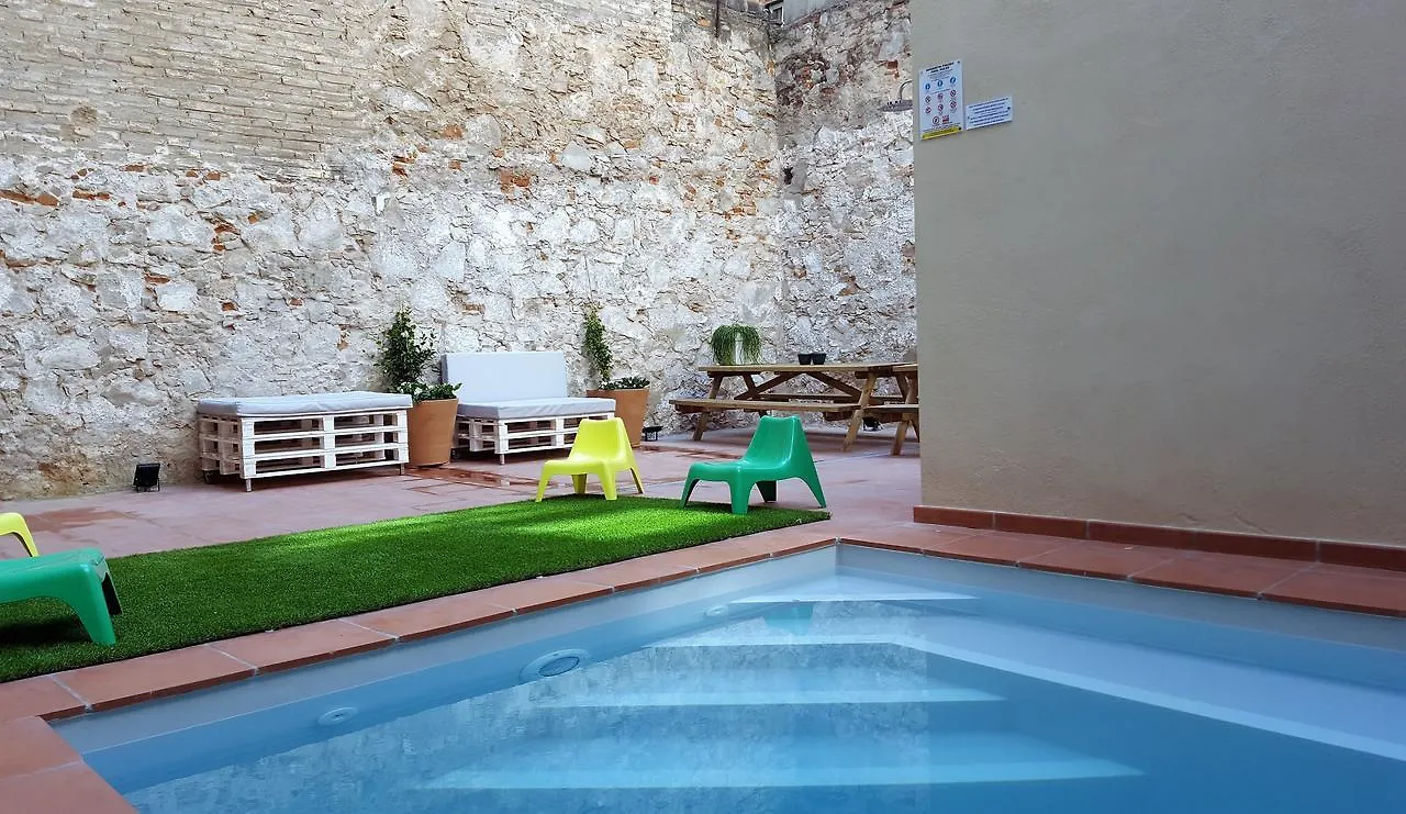 Ten To Go Hostel Barcelona