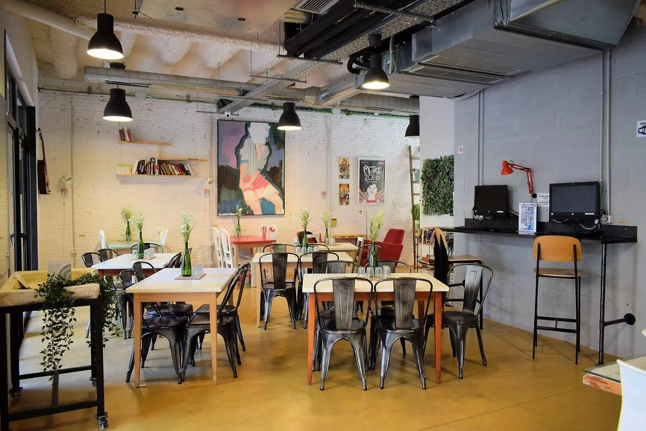 Ten To Go Hostel Barcelona Spain